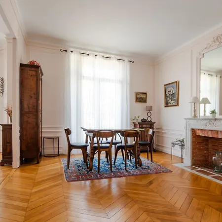 Apartamento Veeve - Avenue To The Eiffel Tower *